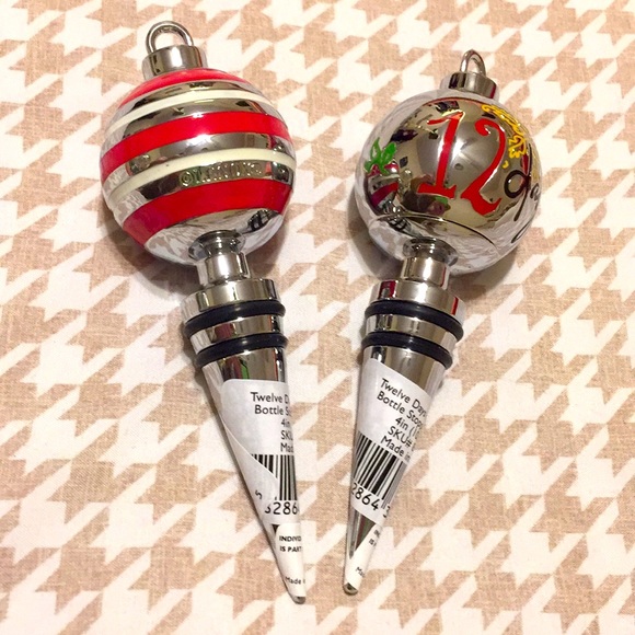 NWT. Lenox Christmas bottle stoppers, set of 2. - Picture 1 of 7